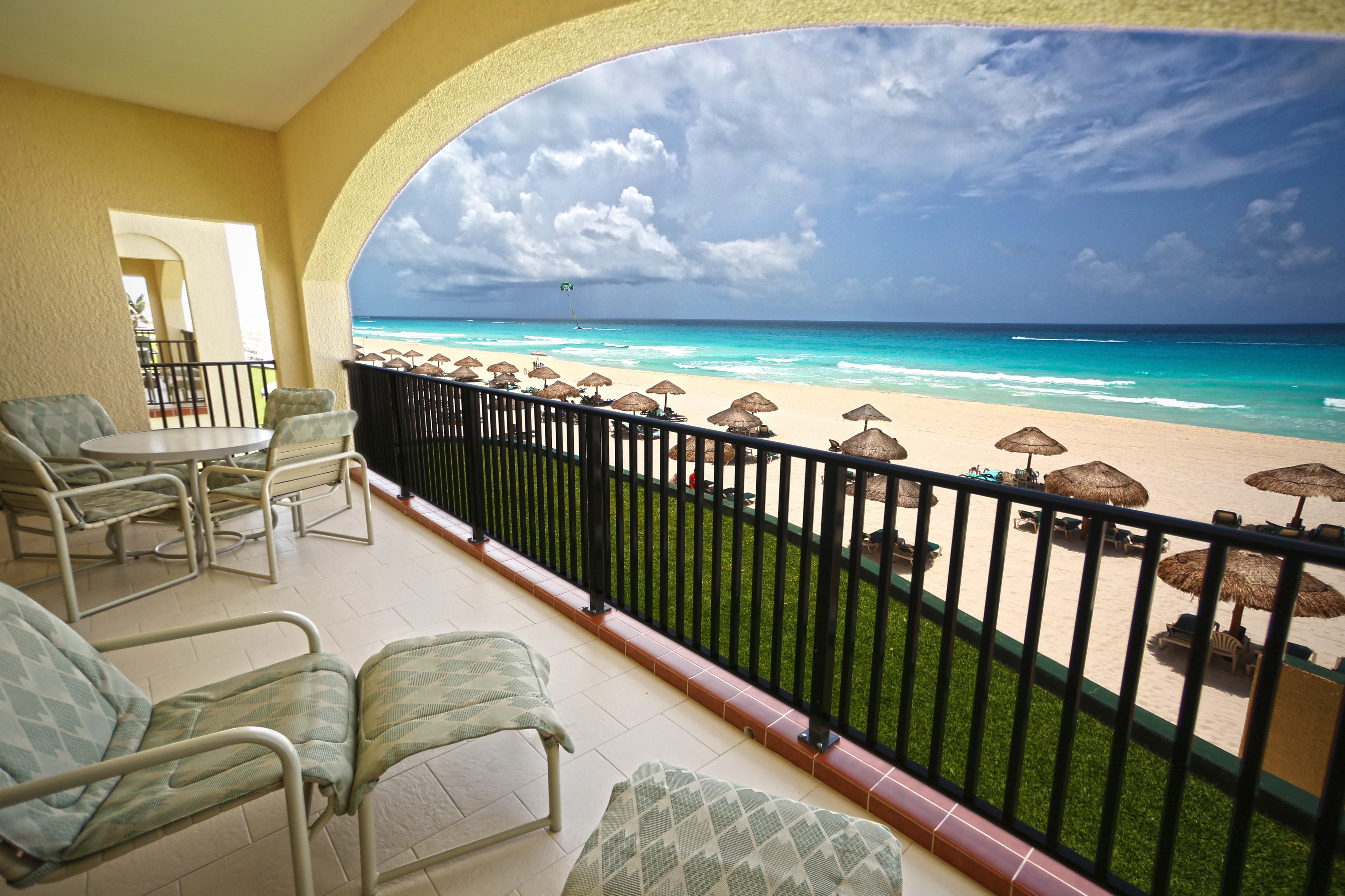 The Royal Islander - An All Suites Resort Cancún Exterior foto