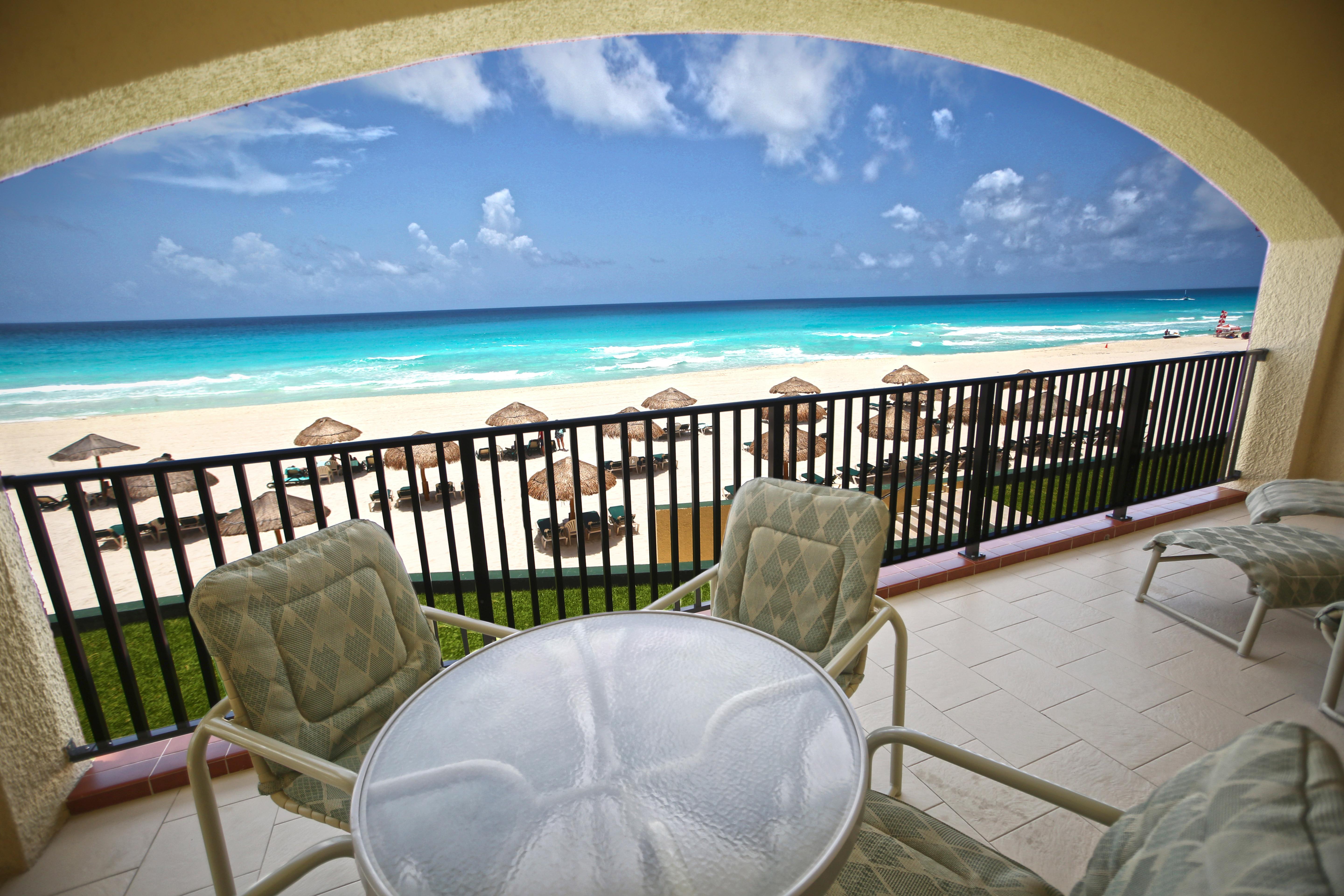 The Royal Islander - An All Suites Resort Cancún Exterior foto