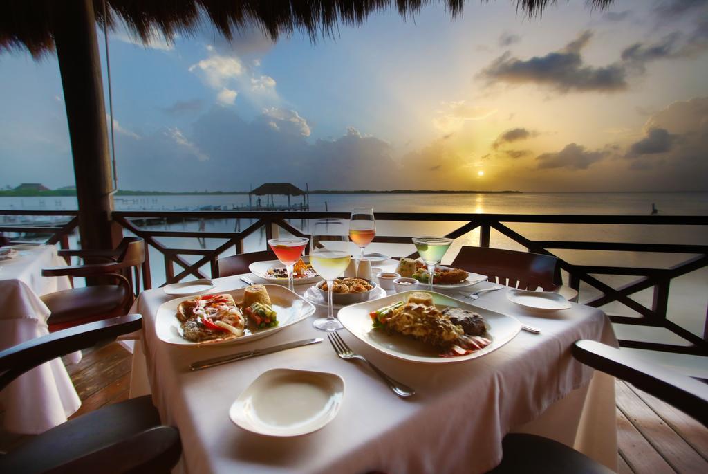 The Royal Islander - An All Suites Resort Cancún Exterior foto
